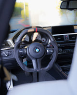 Volante BMW Alcantara de fibra de carbono seca mate de fondo plano para chasis F - Diseño exclusivo de CARBONE para F30 F32 F80 F82 M3 M4 M2 335i 340i 328i 440i 435i 