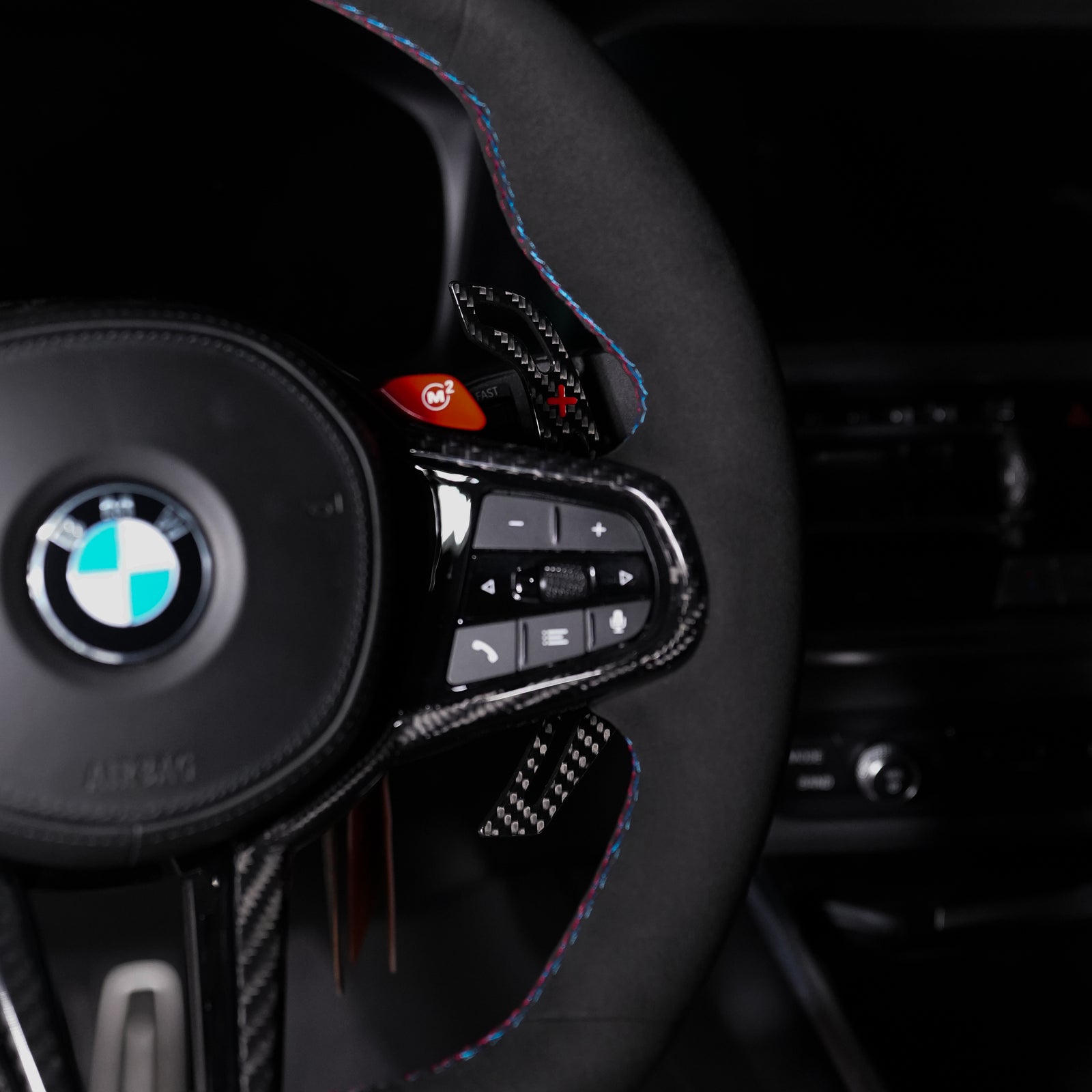 Gloss_2_BMW_magnetic_Paddle_Sh  