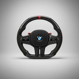 Volante BMW Alcantara de fibra de carbono brillante con rayas rojas y fondo plano para chasis G/F - Diseño exclusivo de CARBONE para F90 M5 M8 X5 X6 M850i ​​M840i M550 M540i 